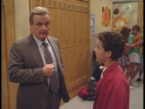 Cory tries to persuade Mr. Feeny that he's the right person for the geography bee.