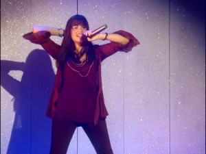 Mitchie cuts loose for her closing concert number.