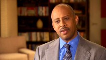 Ruben Santiago-Hudson is one of many cast and crew members supplying a neat sound bite in "Whodunit: The Genesis of 'Castle.'" As Captain Roy Montgomery, the fourth-billed actor is regularly seen and eventually recognized but not especially well defined.