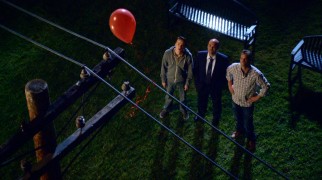 Travis, Andy, and Bobby pursue a $2,000 red balloon in one of the season's most entertaining storylines.