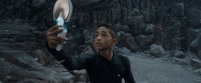Kitai Raige (Jaden Smith) tries to send a distress signal from the recovered beacon in the snowy climax of "After Earth."