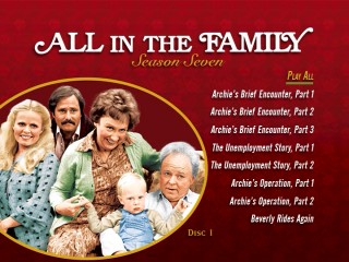 Shout! Factory's Season 7 DVDs play the theme song over their one and only menu page.