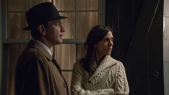 Swede (Ewan McGregor) and Dawn Levov (Jennifer Connelly) are thrown into grief by their daughter's disappearance in "American Pastoral."