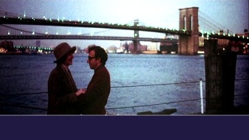 The plain menu screen finds Alvy and Annie in front of New York City bridges.