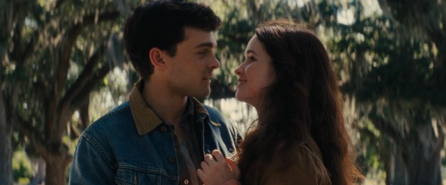 Lena Duchannes (Alice Englert) is about to instantly grant the Christmas wish of her boyfriend Ethan Wate (Alden Ehrenreich) in "Beautiful Creatures."