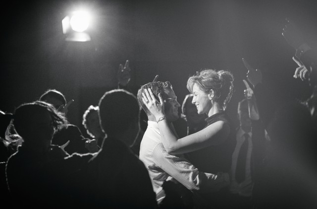 Ma (Caitriona Balfe) and Pa (Jamie Dornan) share...a funeral dance (?) in Kenneth Branagh's "Belfast."