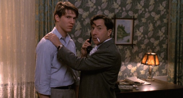 Billy Bathgate (Loren Dean, squandering a potential breakthrough role) finds work under the deadly New York City gangster Dutch Schultz (Dustin Hoffman).