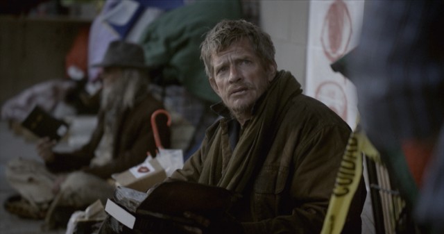 Willie (Thomas Haden Church) gets rebuffed when trying to find someone to help him read cursive in "Cardboard Boxer."