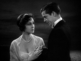 Young married couple Edith (Margaret Lindsay) and Edward (John Warburton) have a chat about the rest of their lives, which end up being short, as they are aboard the Titanic.