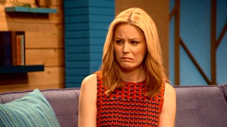 Elizabeth Banks and eight other "Comedy Bang! Bang!" guests are treated to alternate extended interviews as part of Disc 2's many bonus features.