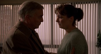 The messy affair of Judah (Martin Landau) and Dolores (Anjelica Huston) plays out in flashback and in the present.