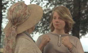 Casey explains the "start your day with your dukes up" way of life to Lady Gwendolyn.