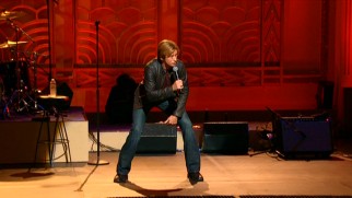 As part of his rantings on douchebaggery, Denis Leary tries to give Larry Craig the benefit of the doubt by recreating the wide stance with the Senator claims he defecates.