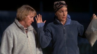 Mrs. McCluskey (Kathryn Joosten) and Lynette (Felicity Huffman) pay their respects to an old friend... illegally.