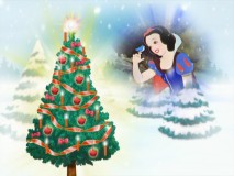 Snow White marvels at the very red tree you decorated with her...or maybe just the bird on her fingers. Hu noz?
