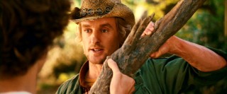 Bum-turned-bodyguard Bob "Drillbit" Taylor (Owen Wilson) teaches his young wards to block out pain with a demonstration.