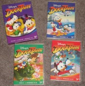 A look at the cardboard box and clear slim keepcases.