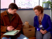 Gary and his roamer of a cat meet Mrs. C (Marion Ross), pretending here to be Eunice Fadiman.