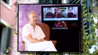 Director/co-writer Ryan Murphy discusses collaborating with both Julia Roberts and the author she portrays in "Eat Pray Love."