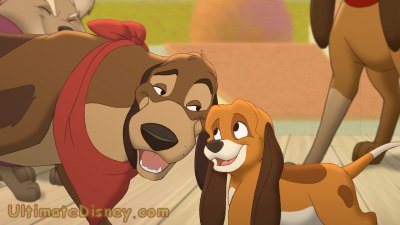 The Singin’ Strays' charismatic leader Cash (voiced by Patrick Swayze) tries to sweet talk Copper into joining the band.