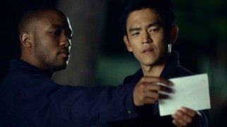 FBI agents Al Gough (Lee Thompson Young) and Demetri Noh (John Cho) spend Halloween night trying to find the underground group whose symbol is a Blue Hand.