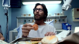 "FlashForward" takes another step to the absurd with the introduction of horn-rimmed, pickle-hating, tomato-liking Gabriel McDow (James Callis), a savant who's short on social skills but chock-full of useful information.