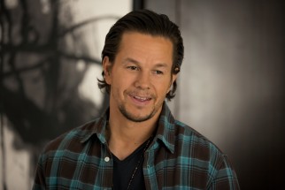 Dusty Mayron (Mark Wahlberg) is back in town and ready to again be part of his children's lives.