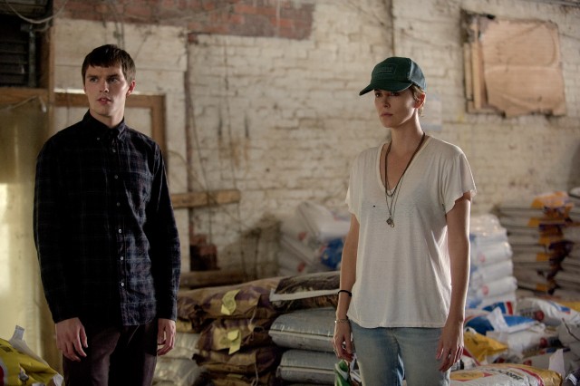 Reluctantly and for a steep fee, Libby Day (Charlize Theron) makes herself accessible to Lyle Wirth (Nicholas Hoult) and his Kill Club of hobbyist detectives.