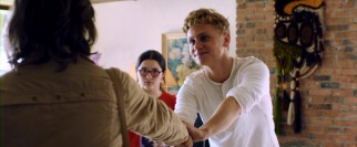 Veit (Rafael Gareisen) introduces himself to the van End family.
