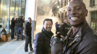 Tyrese Gibson jokes about the irreplaceability of his knuckles with director Justin Lin.