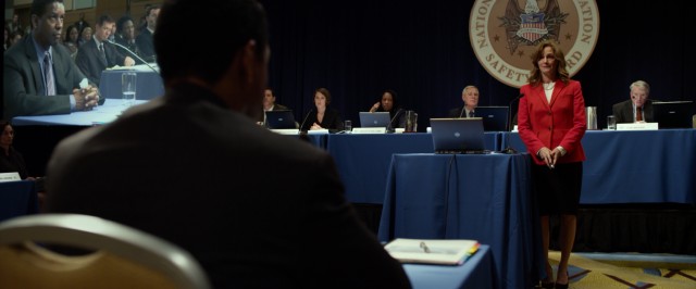 At a National Transportation Safety Board hearing moderated by Ellen Block (Melissa Leo), pilot Whip Whitaker (Denzel Washington) is questioned on the circumstances of his unusual flight.