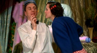 "The Missing Ingredient" is semen and Eva (Ione Skye), from the Honeymoon Suite coven of witches, intends to get it from Ted the Bellhop (Tim Roth).