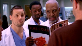 Alex (Justin Chambers) and Chief Webber (James Pickens, Jr.) try to stay professional while being shown the sexual position that introduced a foreign body into a patient's butt.