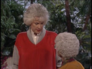 The physical contrast between Dorothy and her mother, Sophia, provides some of the series' funniest moments.