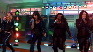 Check out this girl power! New Directions' females rock out with a mash-up of The Rolling Stones and Bon Jovi.
