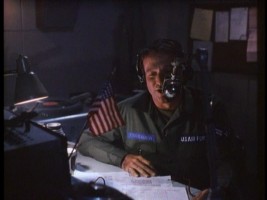 Robin Williams gives an exclusive broadcast in uniform in the Theatrical Teaser Trailer.