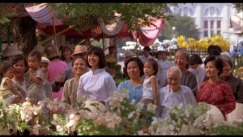 The same frame as it appears on the 2006 Special Edition DVD of "Good Morning Vietnam."