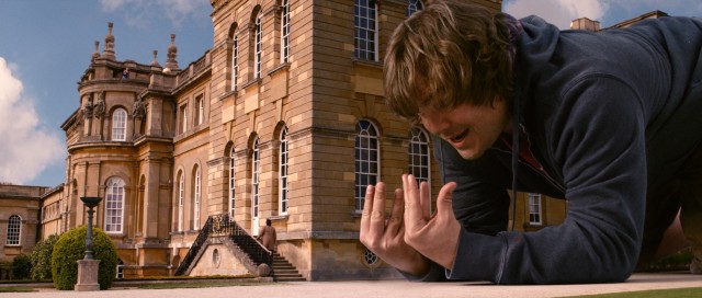 A giant among Lilliputians, Lemuel Gulliver (Jack Black) quotes the lyrics of Prince's "Kiss" to assist Horatio in his wooing of Princess Mary, which the film explains for audiences with an excerpt of a Taylor Graves cover.