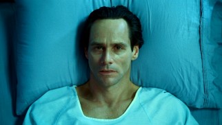 Steven (Jim Carrey) narrates most of the film from his hospital deathbed.