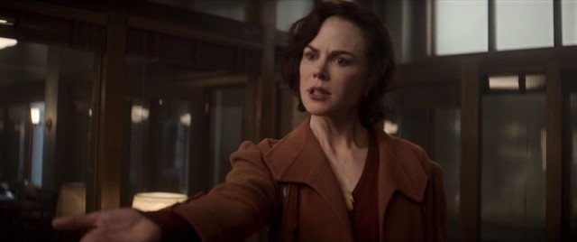 Thomas Wolfe's lover, theatre designer Aline Bernstein (Nicole Kidman), gets overshadowed by Thomas' book editing process.