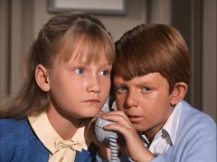 The "Mary Poppins Kids" do not phone in their performances
