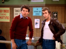 After Potsie saves his life, Fonzie feels obligated to honor his request to be pals. Hence, the roller skating rink outing.