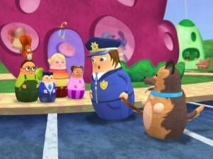 Katey Sagal voices Policewoman Hero, who brings along Jiffy the Police Dog Hero to help the children find a missing hot dog cart in "Smells Like a Mystery."