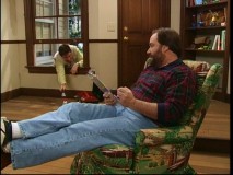 After being dealt an epic tenant lease agreement, Al forces Tim "The Landlord" Taylor to make repairs on his own.