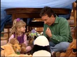 Tim Allen has a little chat with his Toy Story character Buzz Lightyear in the Season 7 blooper reel.