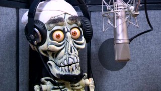 Achmed the Dead Terrorist eventually delivers his catchphrase "Silence! I keel you!", as one of three characters to record studio ringtones.