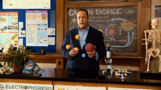 Scott does some more science teaching in this deleted scene.