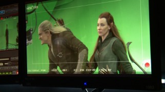 Hydraulics make it easy for Orlando Bloom and Evangeline Lilly to pretend to ride a horse together against green screen.