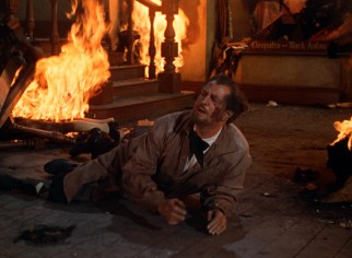 Professor Henry Jarrod (Vincent Price) can't save his life's work from going up in flames as part of his business partner's fraudulent insurance scam.