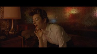 New Zealand pop singer and Mockingjay, Part 1 soundtrack curator Lorde sings "Yellow Flicker Beat" in her funky music video.